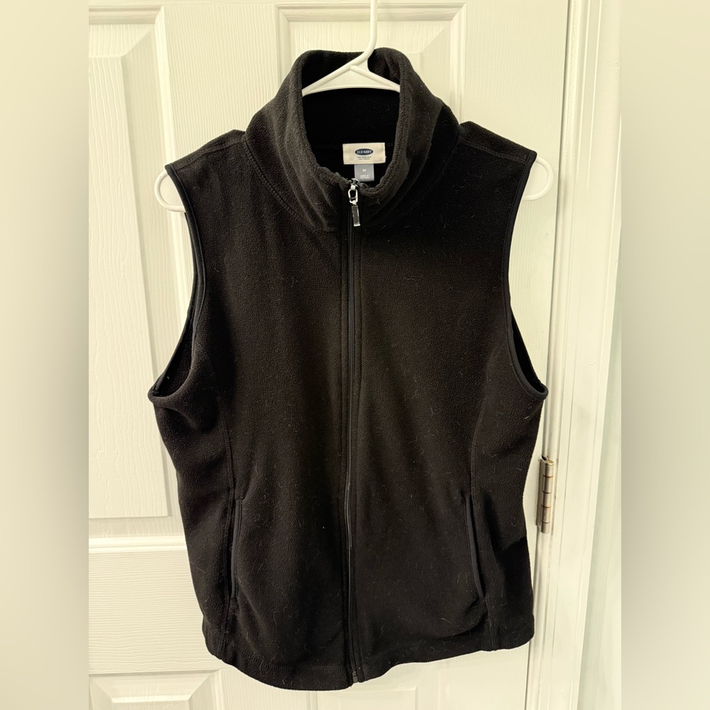 Old Navy vintage classic fleece black zip up vest medium